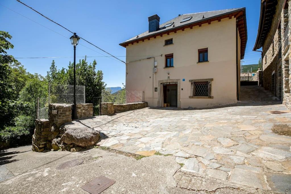 Casa Feli - Apartamento Con Jardin Privado En Los Pirineos Кастьельо-де-Хака Экстерьер фото
